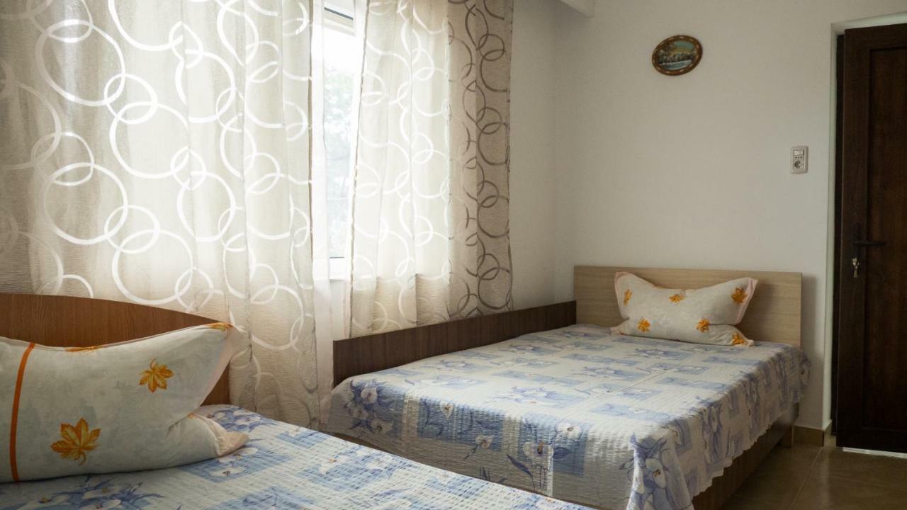 הוילה אפורי סוד Casa Din Gradina מראה חיצוני תמונה